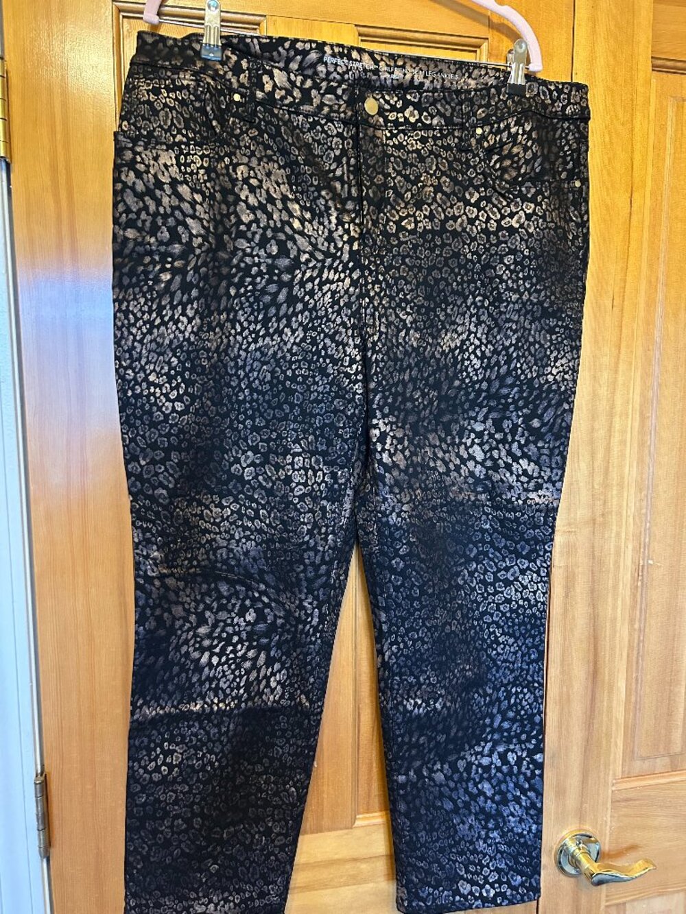 Chico's Perfect Stretch Girlfriend Slim Leg Ankle Jeans - SZ 3